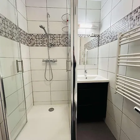 T2 Pres De La Avec Balcon, Parking Et Commodites A Pied - 4 Pers, - Fr-1-245-195 Le Pouliguen