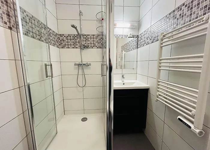 2 Pieces - 5 Couchages Avec Parking - Proche Plage, - Fr-1-245-195 Le Pouliguen